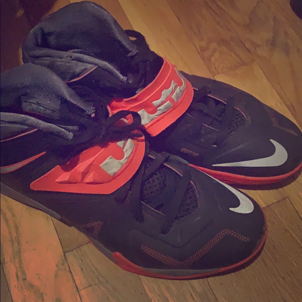 LeBron James Soldiers